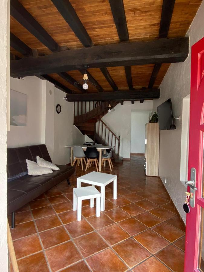 Gite Le Ty Laouen Concoret Exterior photo